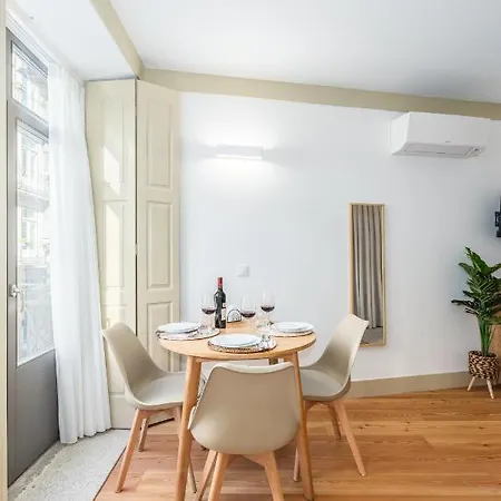 Locally Yours Flores Appartement
