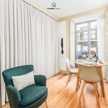 Locally Yours Flores Appartement