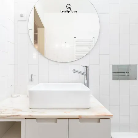 Locally Yours Flores Appartement