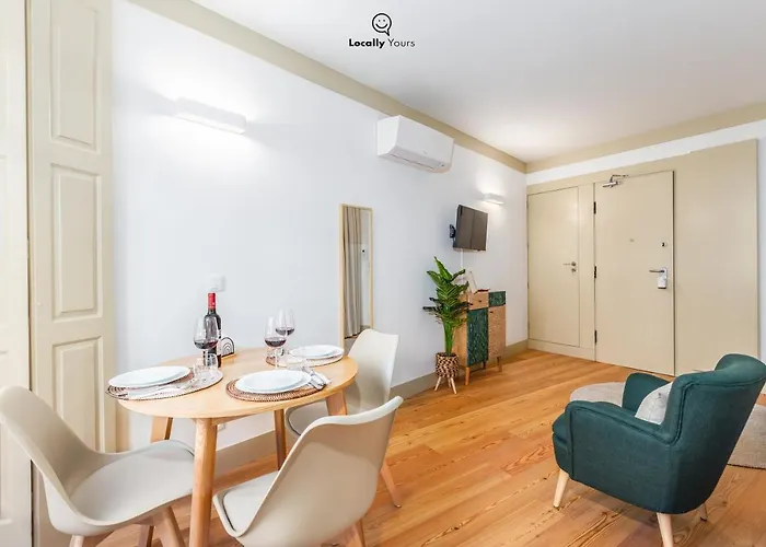 Apartment Locally Yours Flores