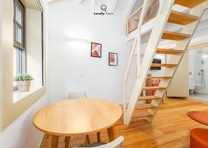 Locally Yours Flores Apartment *