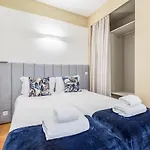 Апартаменты Locally Yours Flores Порту