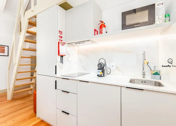 Locally Yours Flores * Πόρτο