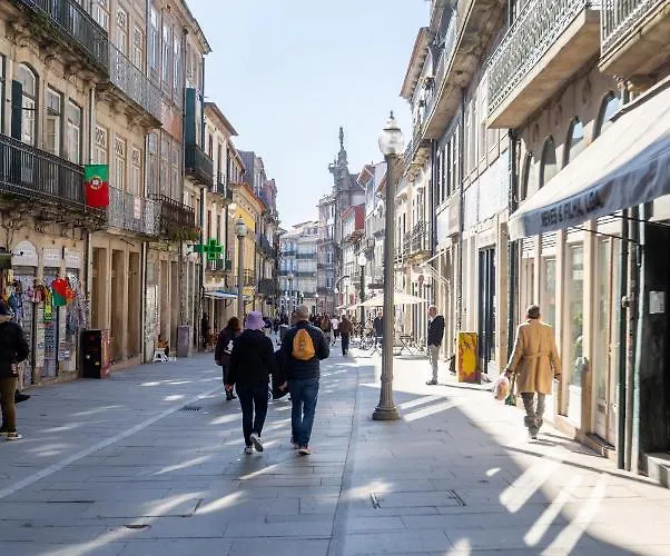 Locally Yours Flores Апартаменты