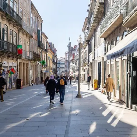 Locally Yours Flores Lägenhet