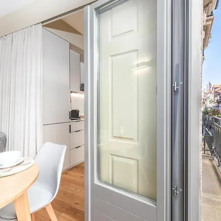 Locally Yours Flores Lägenhet Oporto