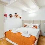 Apartment Locally Yours Flores Porto